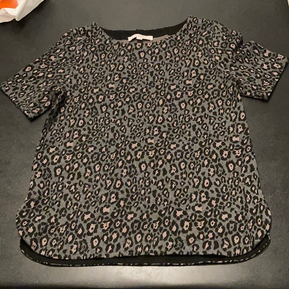 Like new Loft Leopard Print Top